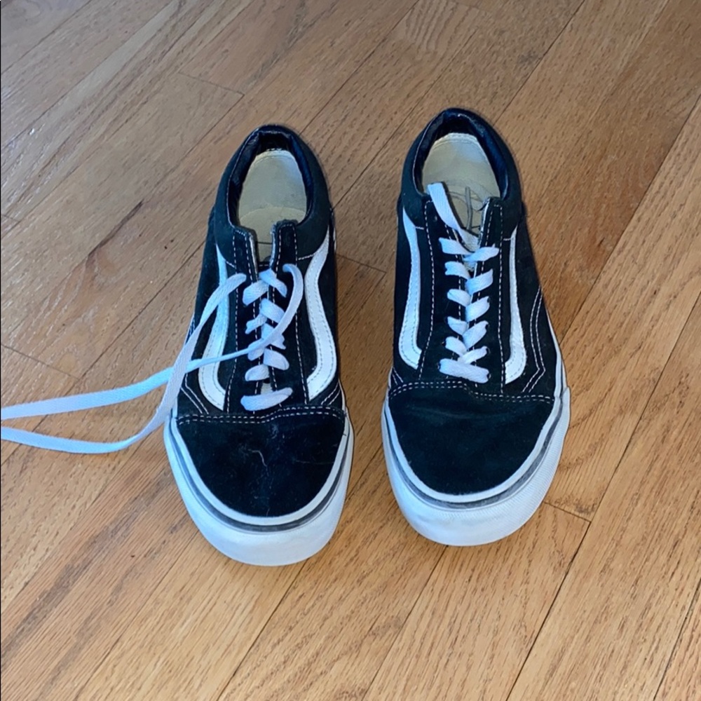 black and white vans